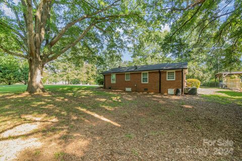 A home in Waxhaw