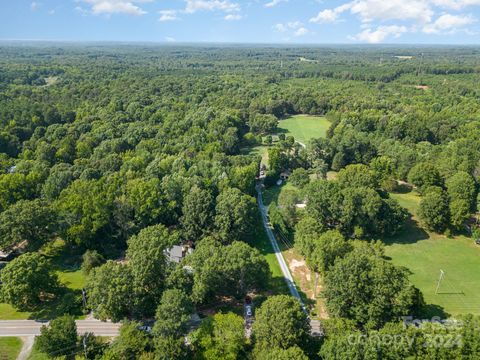 A home in Waxhaw