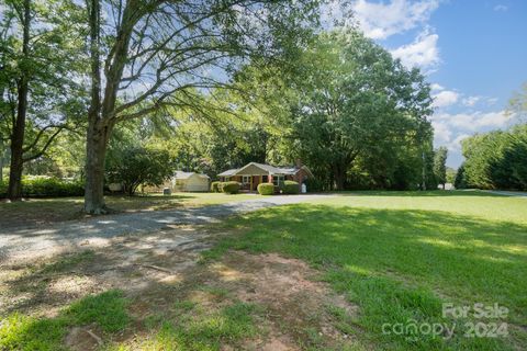 A home in Waxhaw