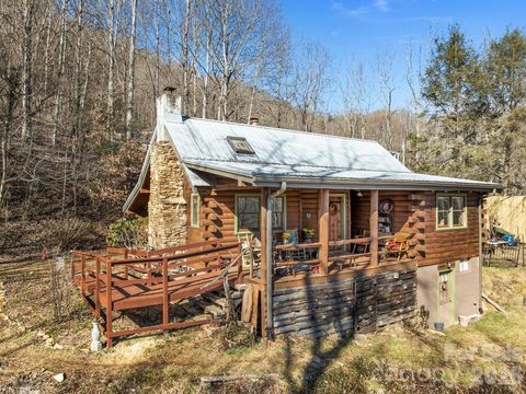 55 Comet Lane Waynesville NC 28785
