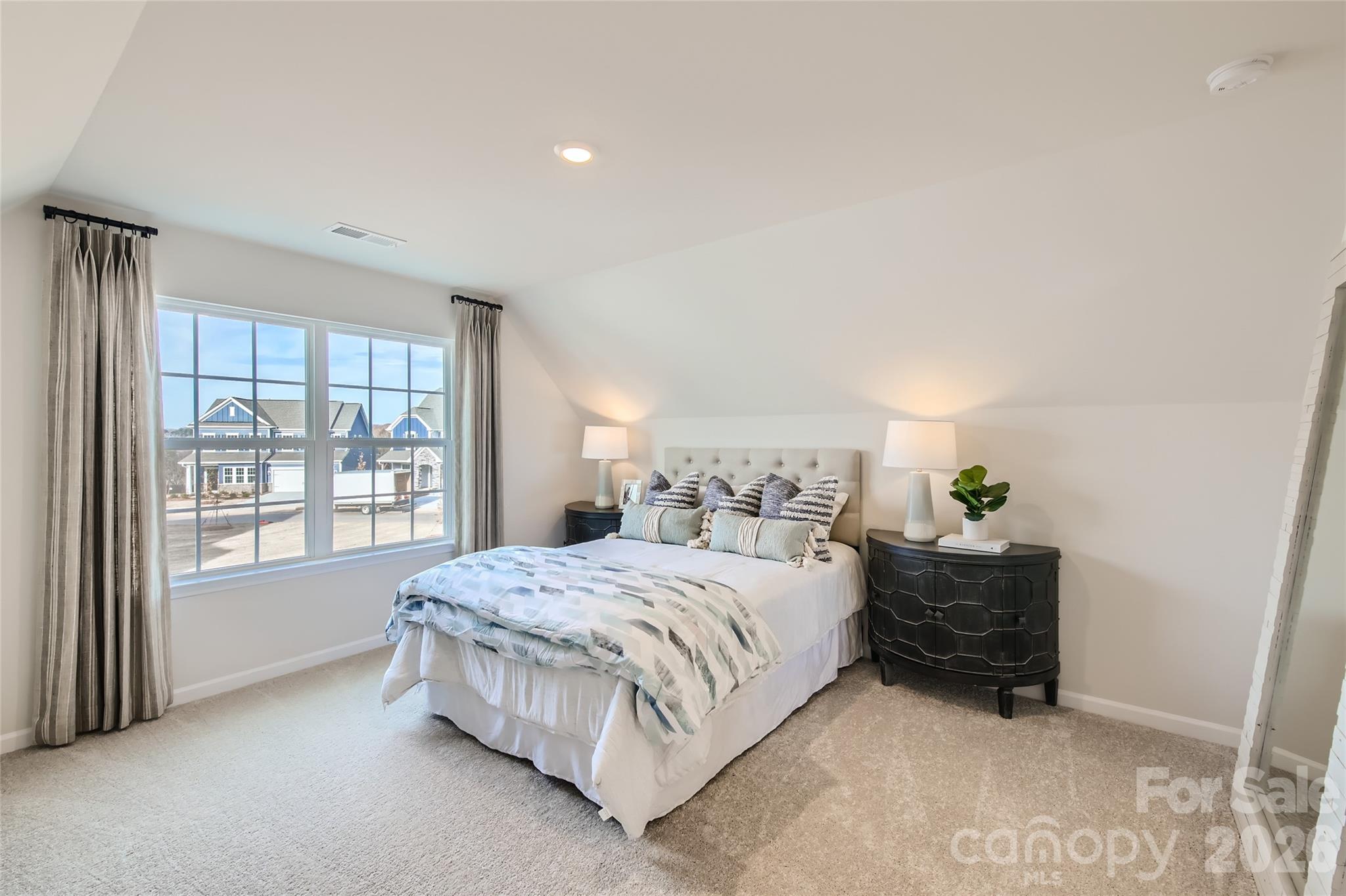 Elizabeth - Residential