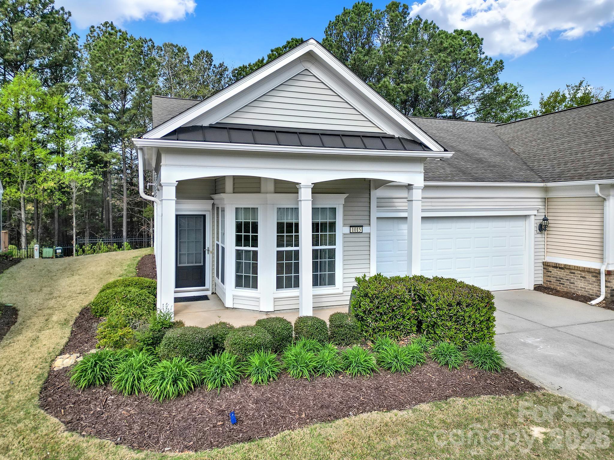 1015 Sweetleaf Drive