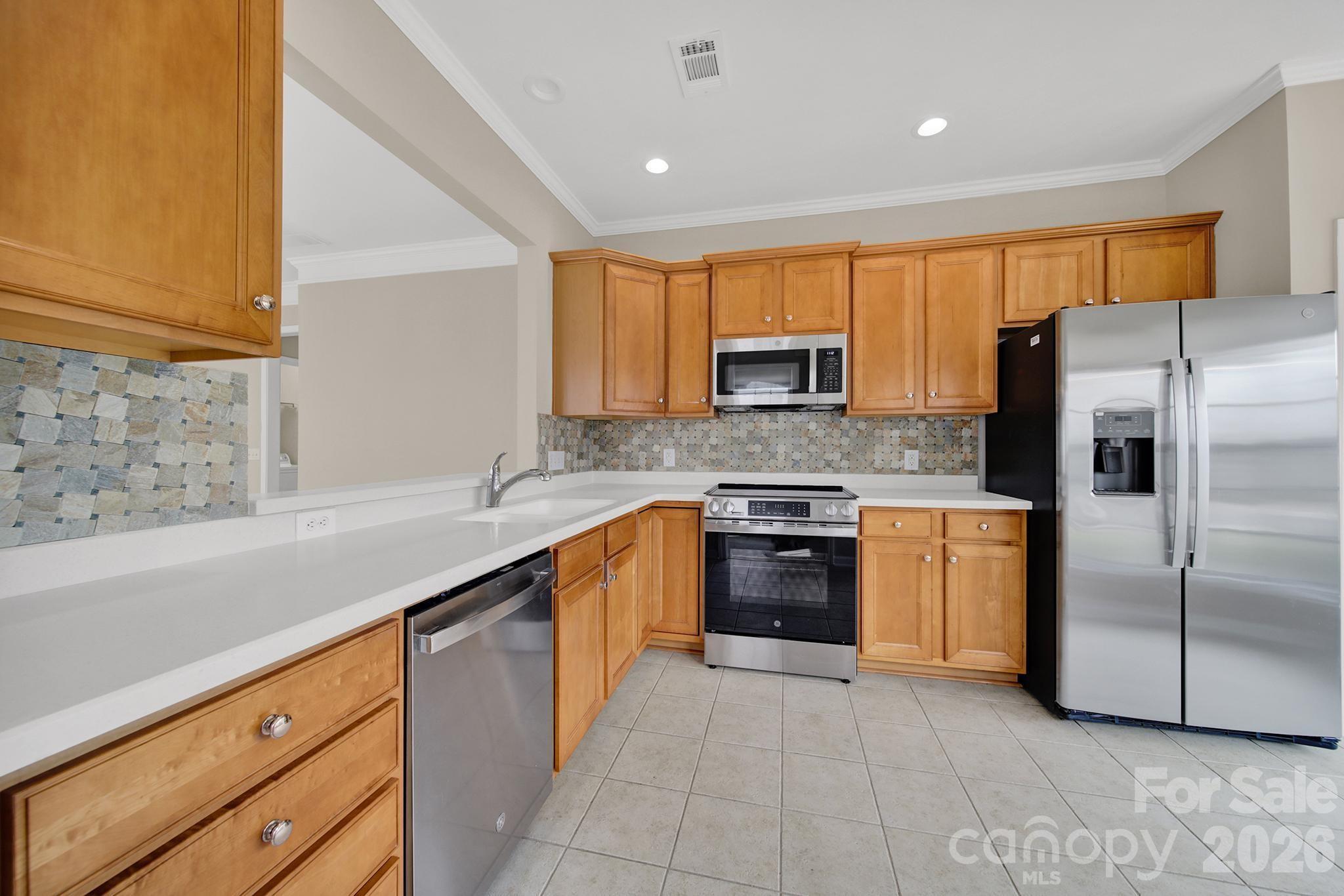 1015 Sweetleaf Drive