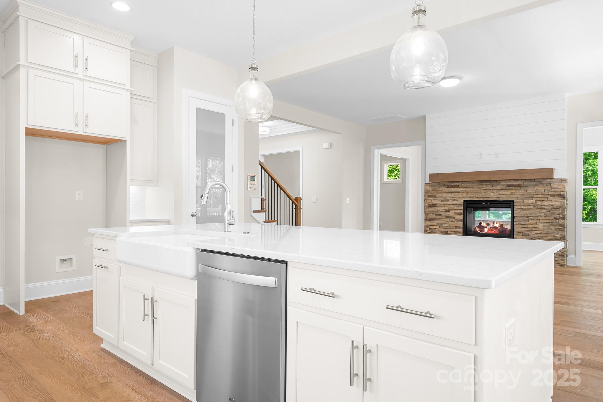 106 Windbluff Court