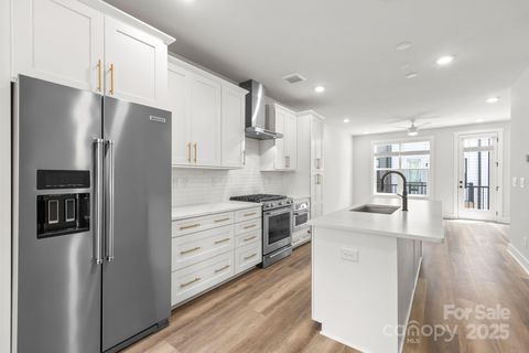 4011 Tundra Road Charlotte NC 28203