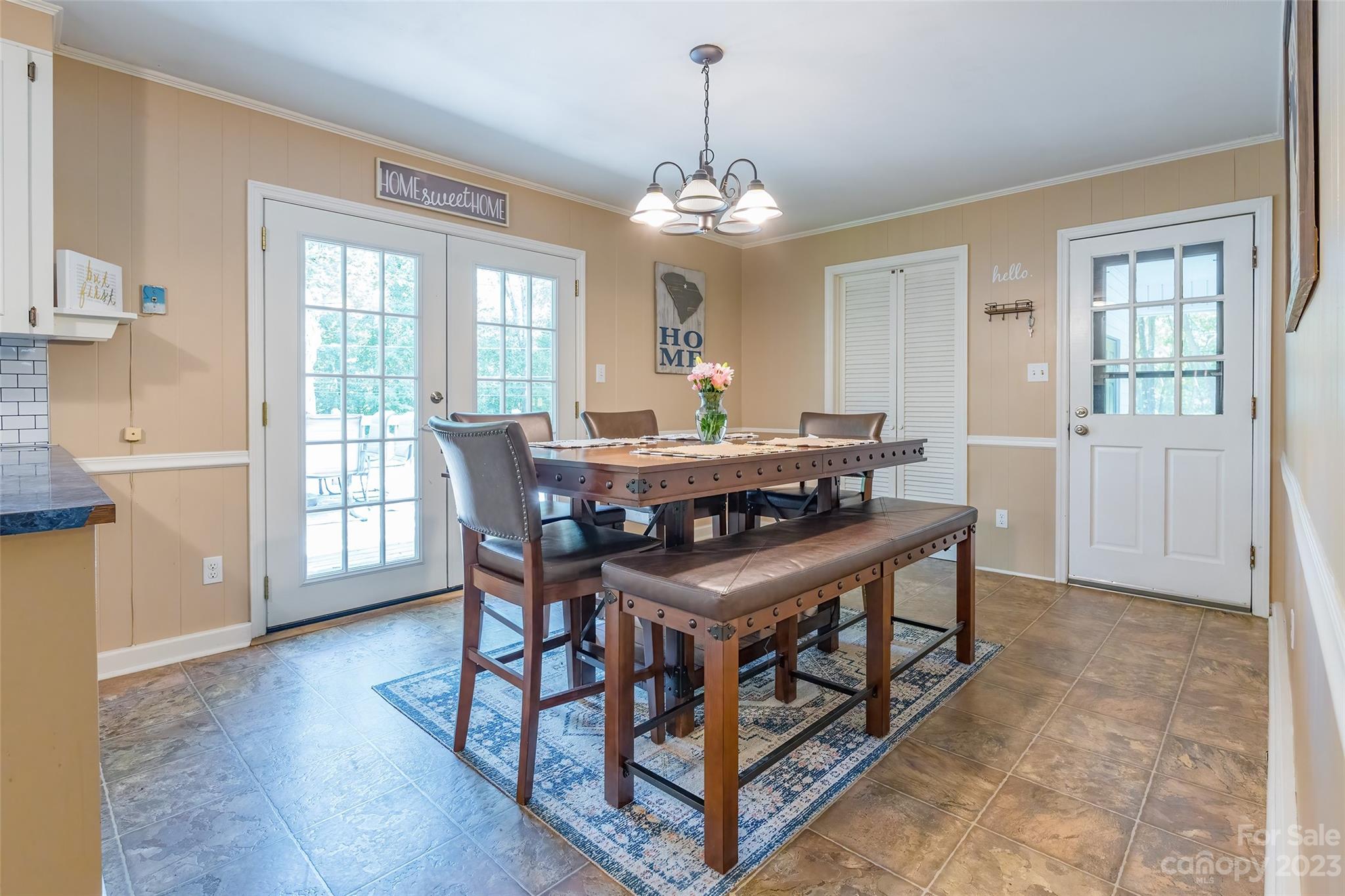 Country Club Heights - Residential