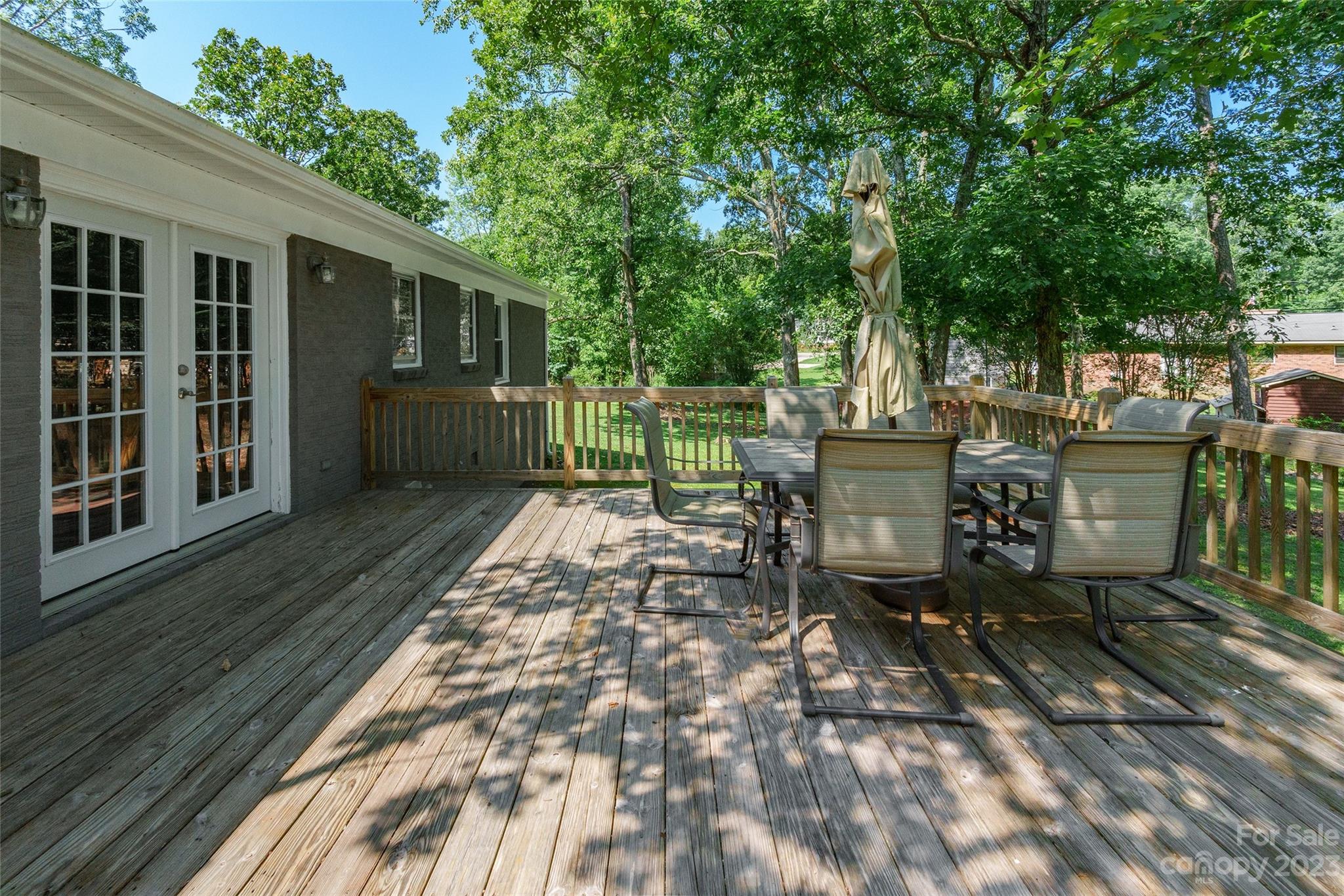 Country Club Heights - Residential