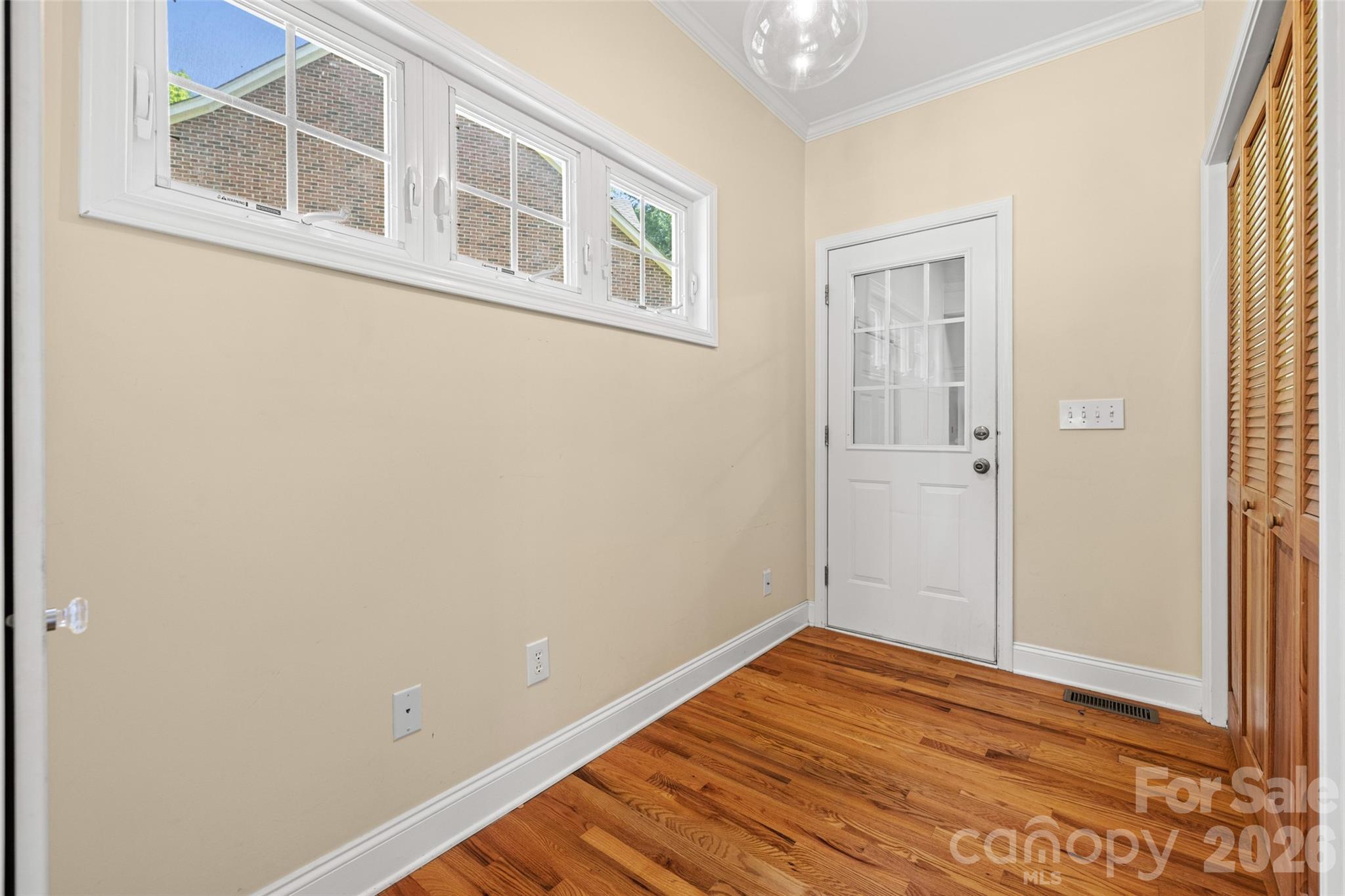 Hampton Woods - Residential
