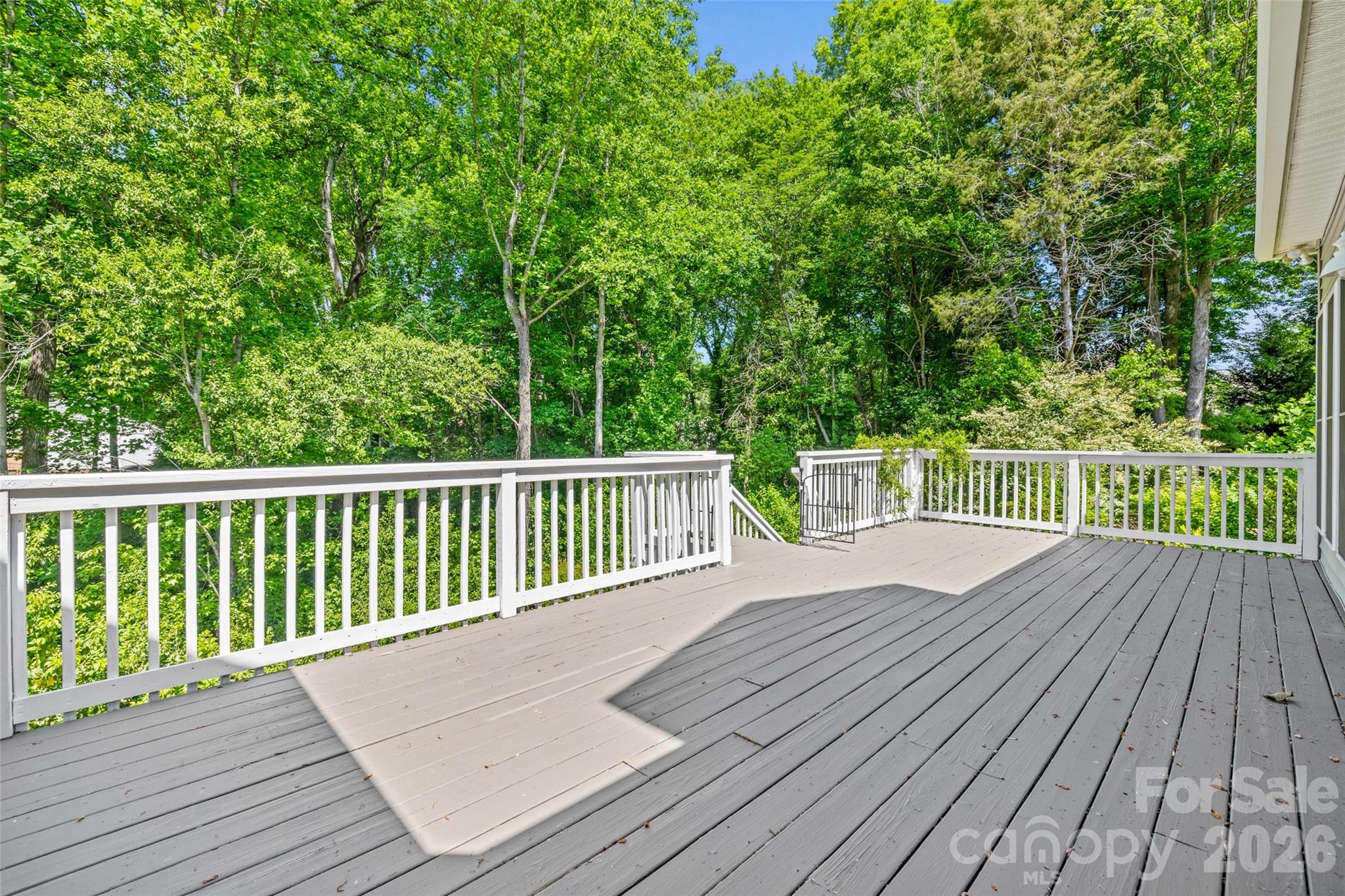 Hampton Woods - Residential