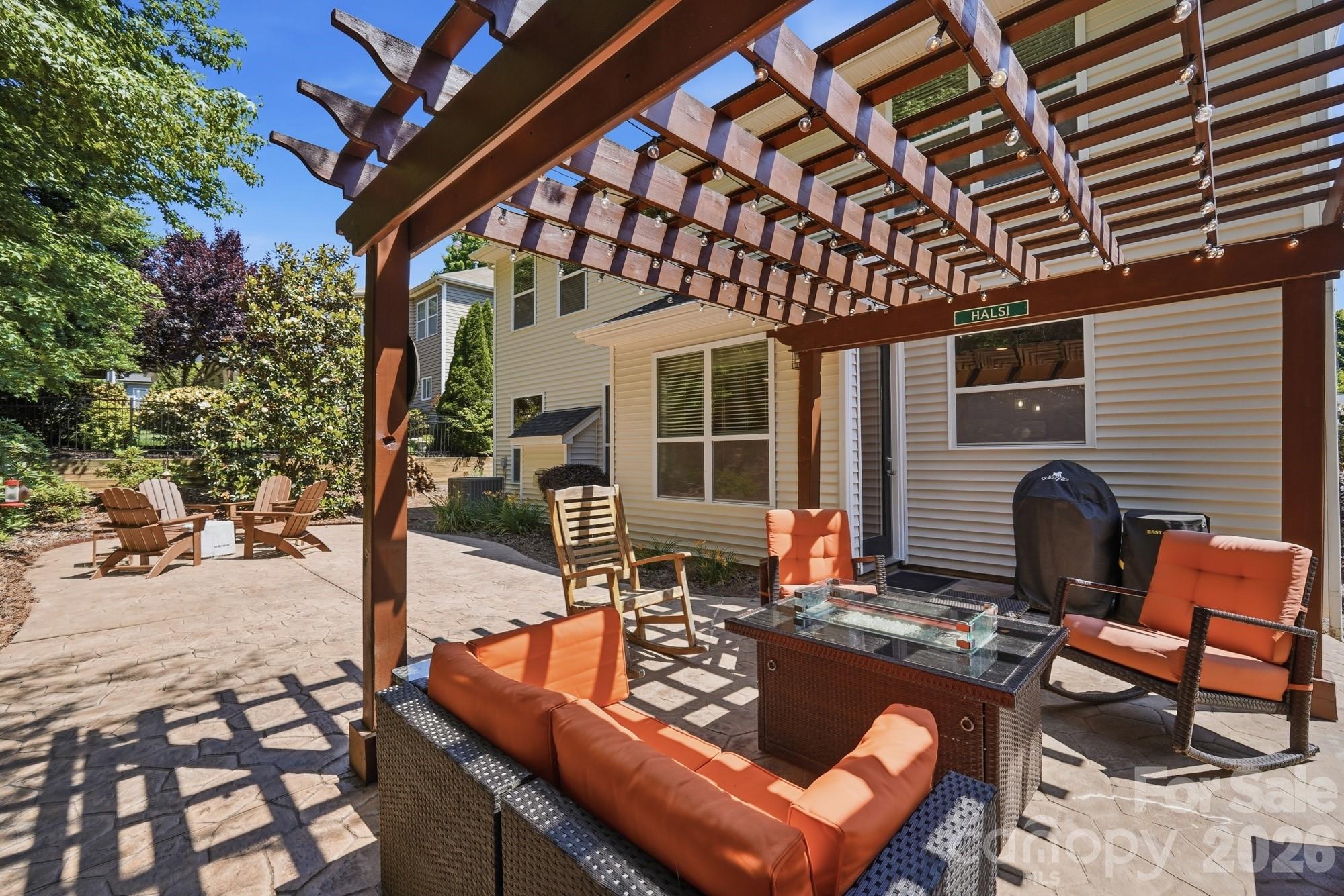 Reunion - Residential
