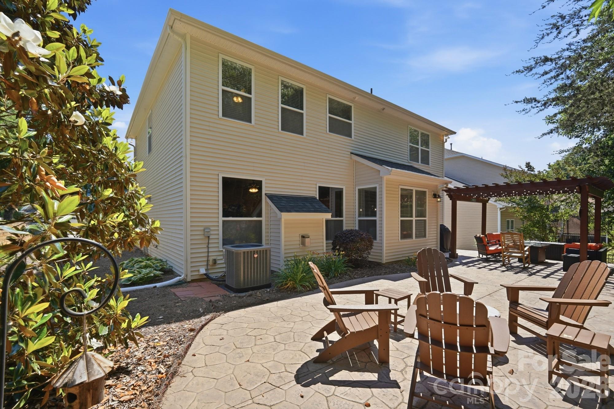 Reunion - Residential