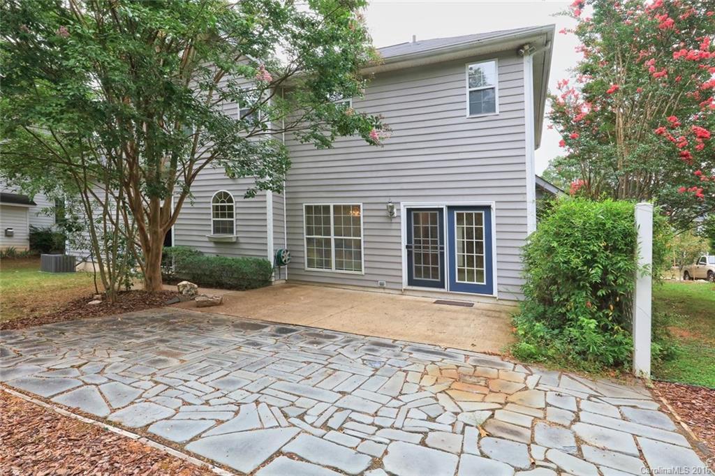 Lake Park - Residential