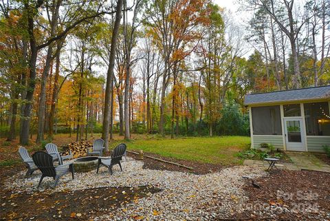 A home in Huntersville