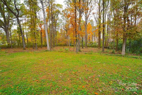 A home in Huntersville