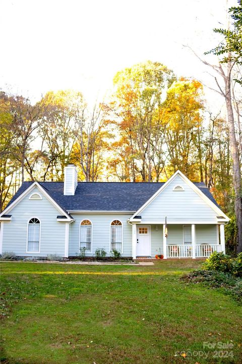 A home in Huntersville