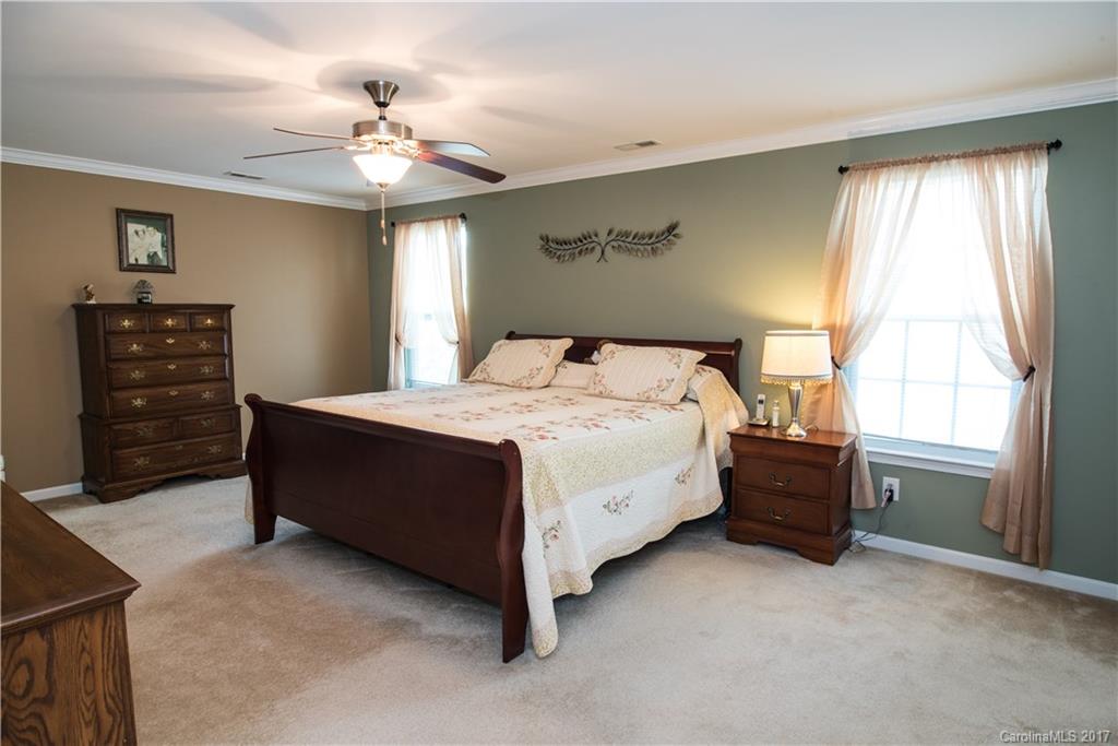 Curtis Pond - Residential