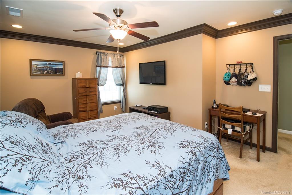 Curtis Pond - Residential