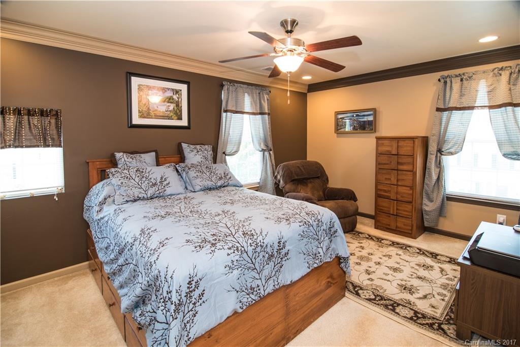 Curtis Pond - Residential