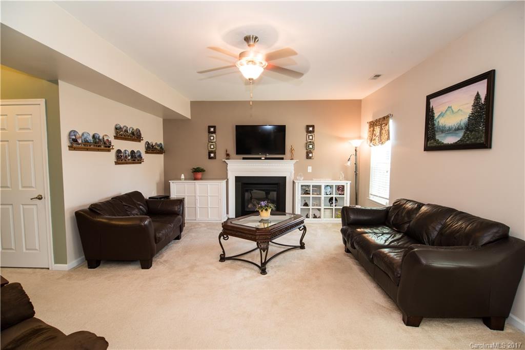 Curtis Pond - Residential