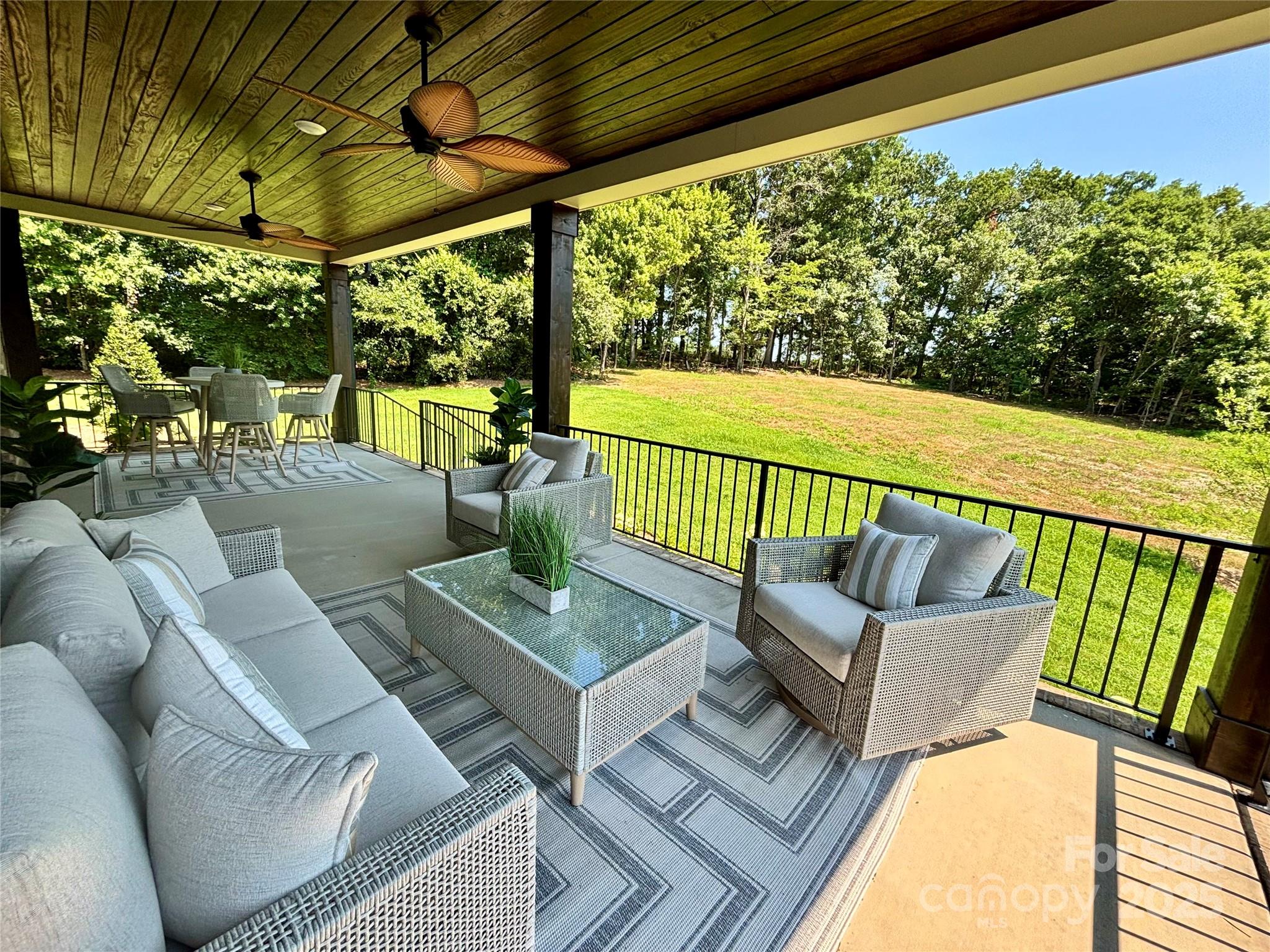 2922 Gourdvine Drive