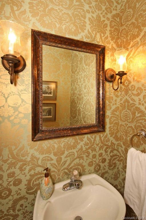 Beverly Crest - Residential