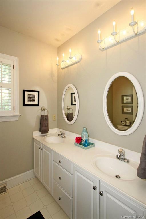 Beverly Crest - Residential