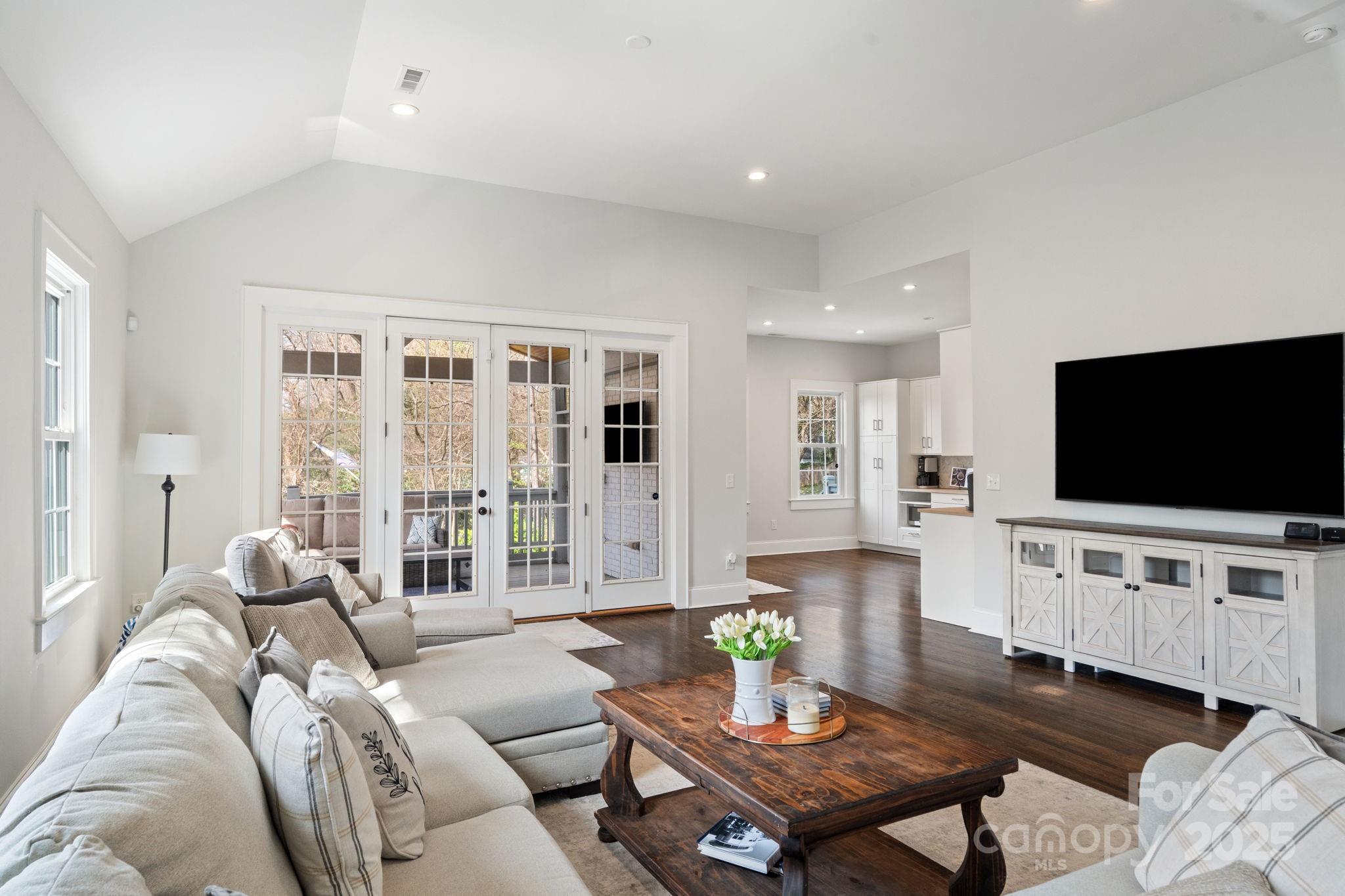 Ardmore - Residential