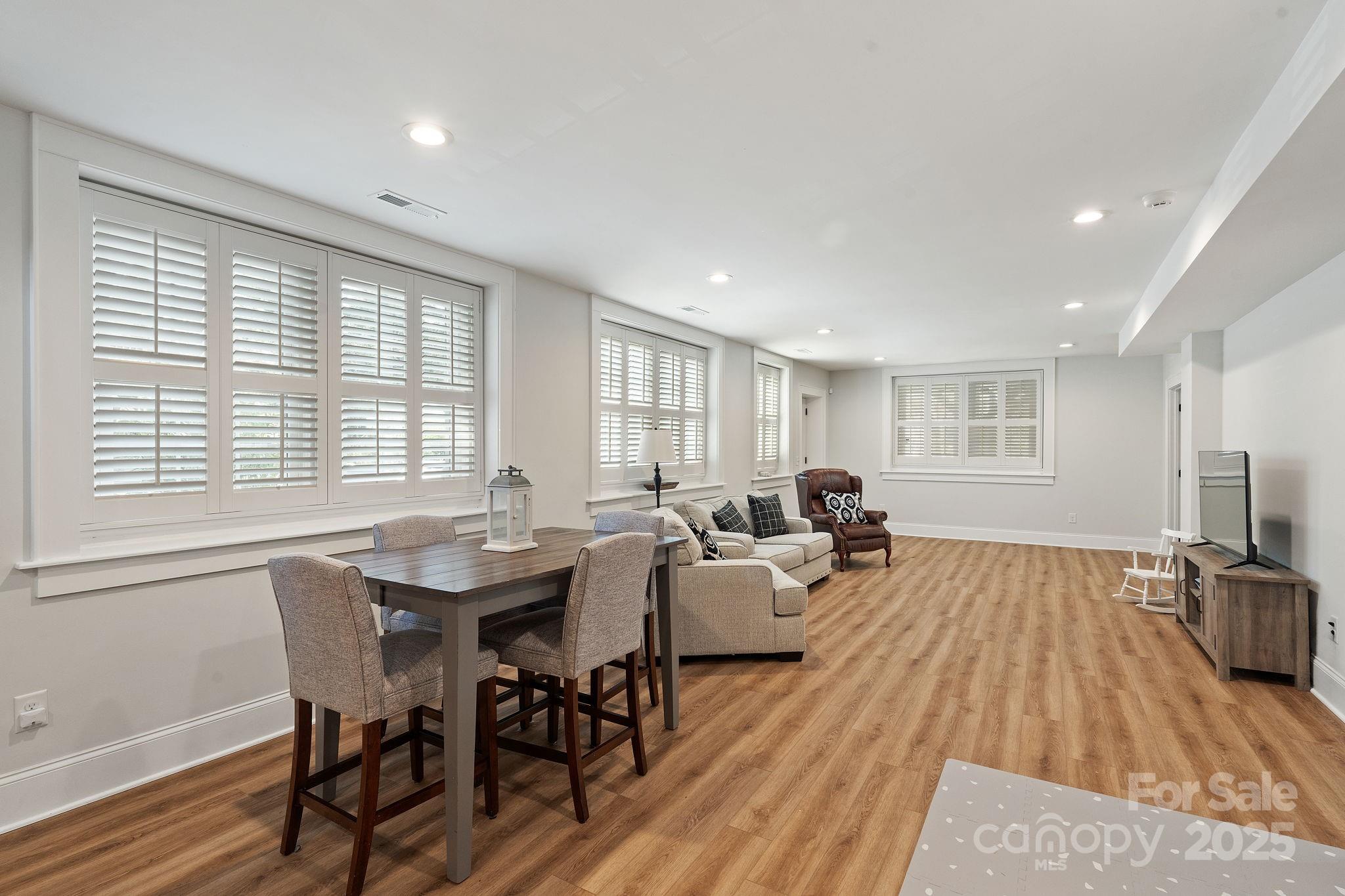 Ardmore - Residential