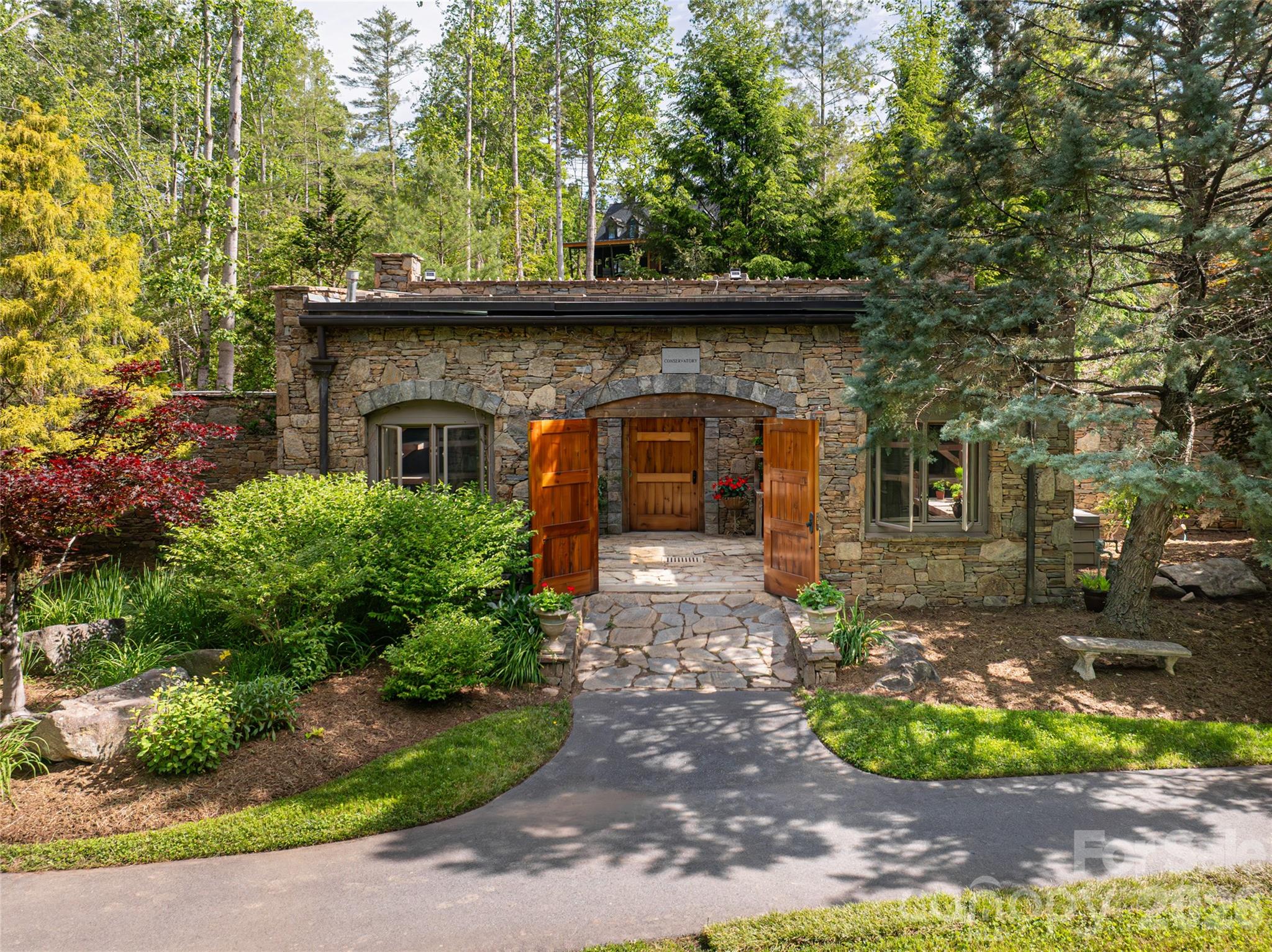 268 Holly Arbor Lane