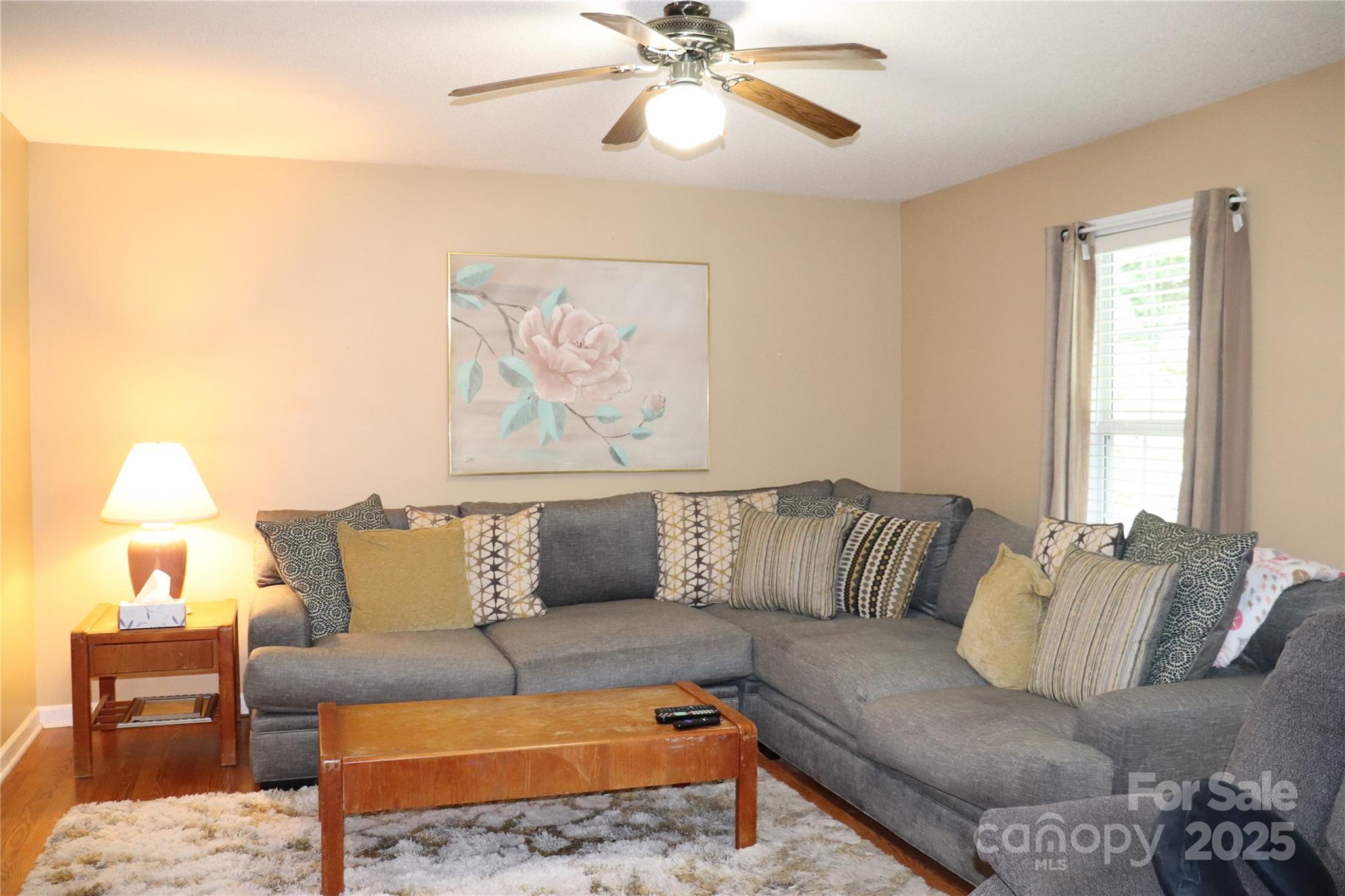 2832 Laurel Lane