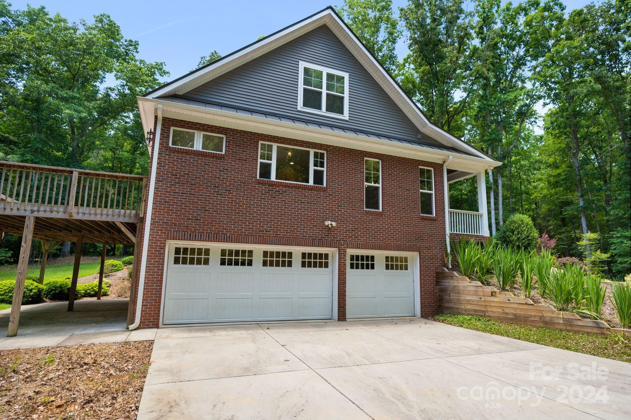 Quiet Creek - Residential