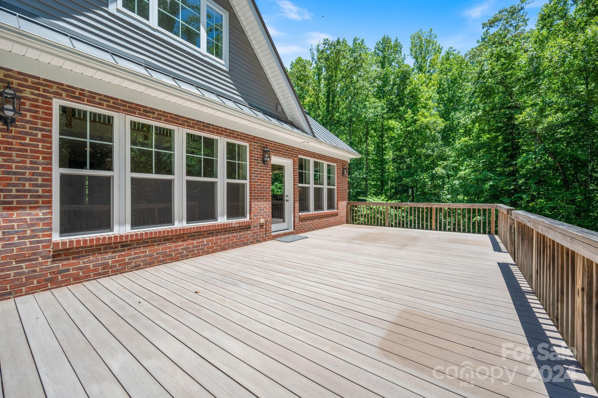 Quiet Creek - Residential