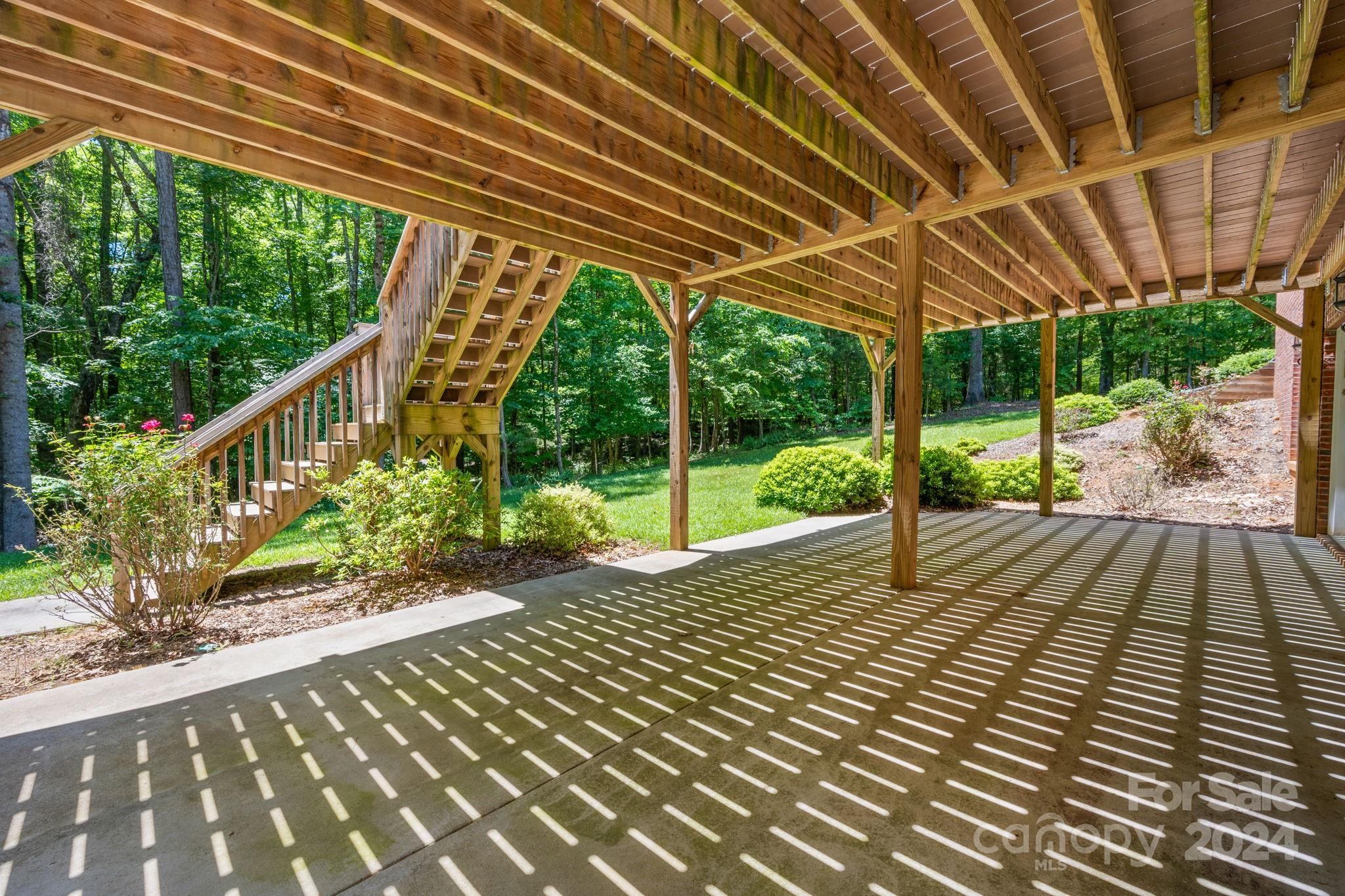 Quiet Creek - Residential