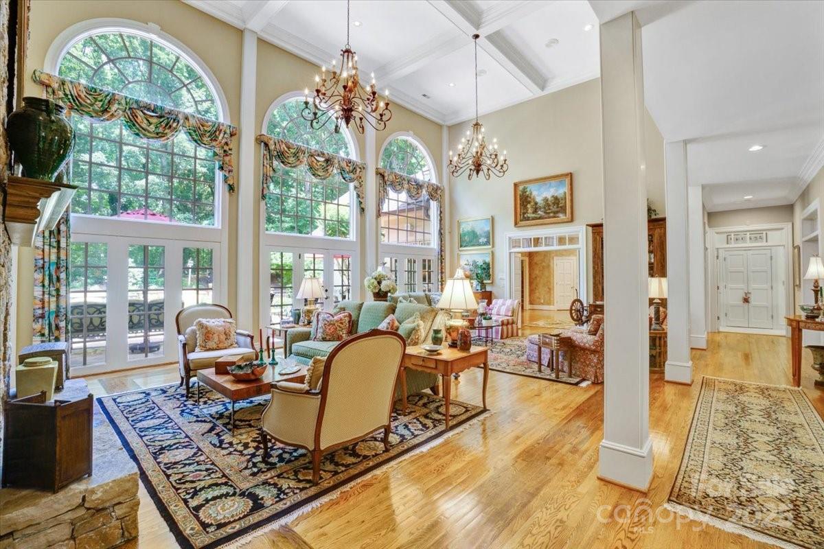 517 Kingsdown Court