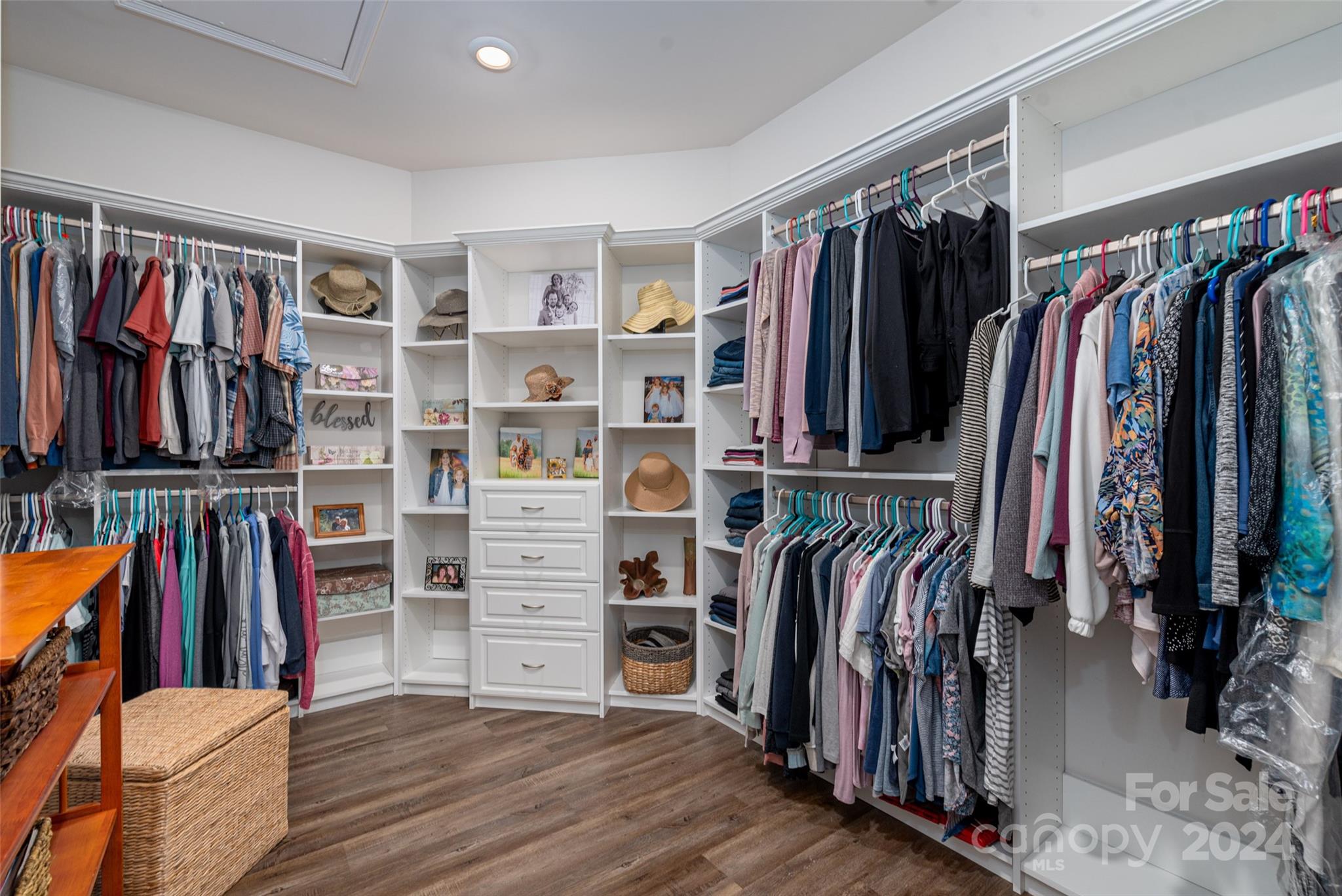 Tree Tops - Residential