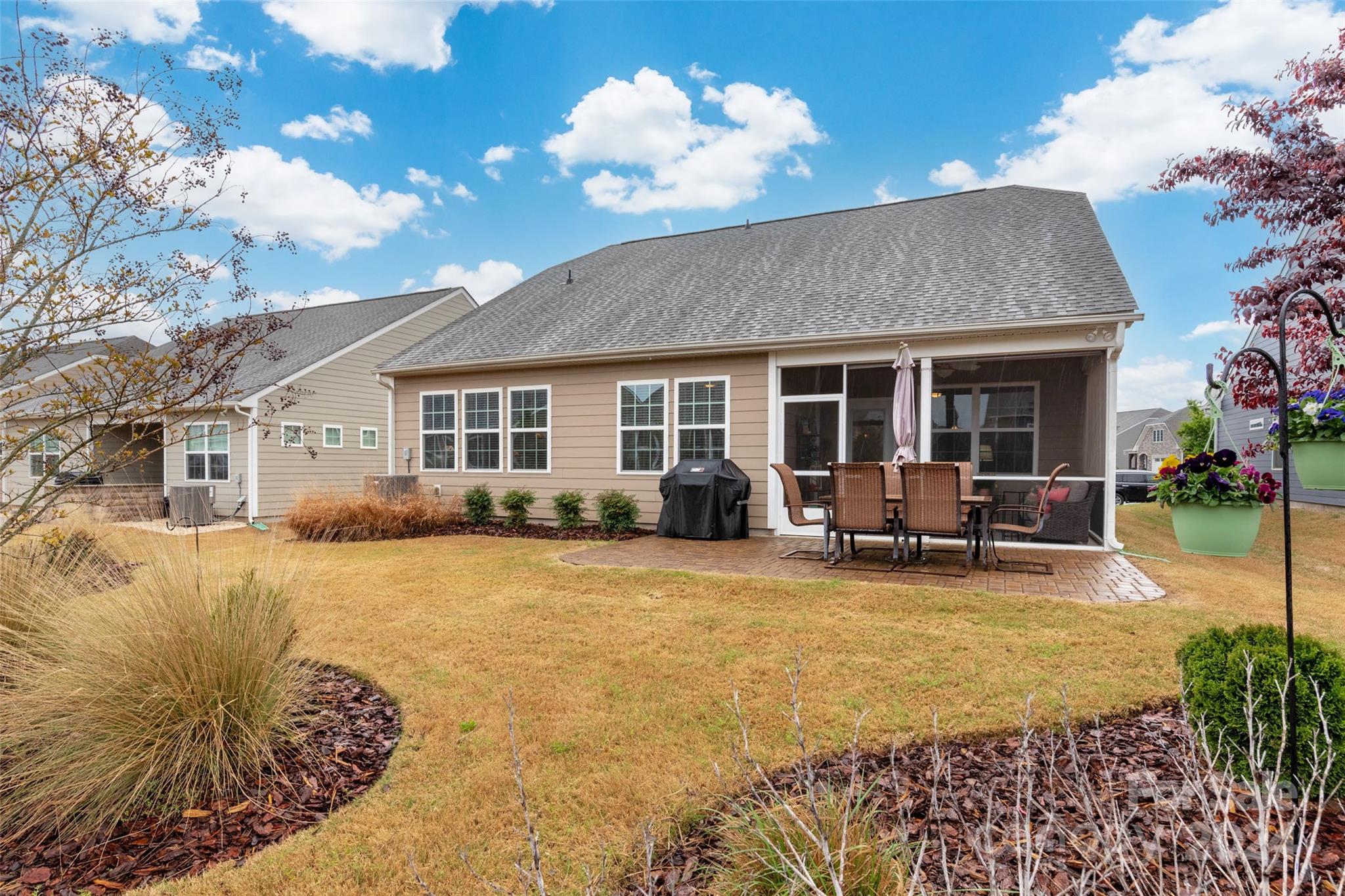 Tree Tops - Residential