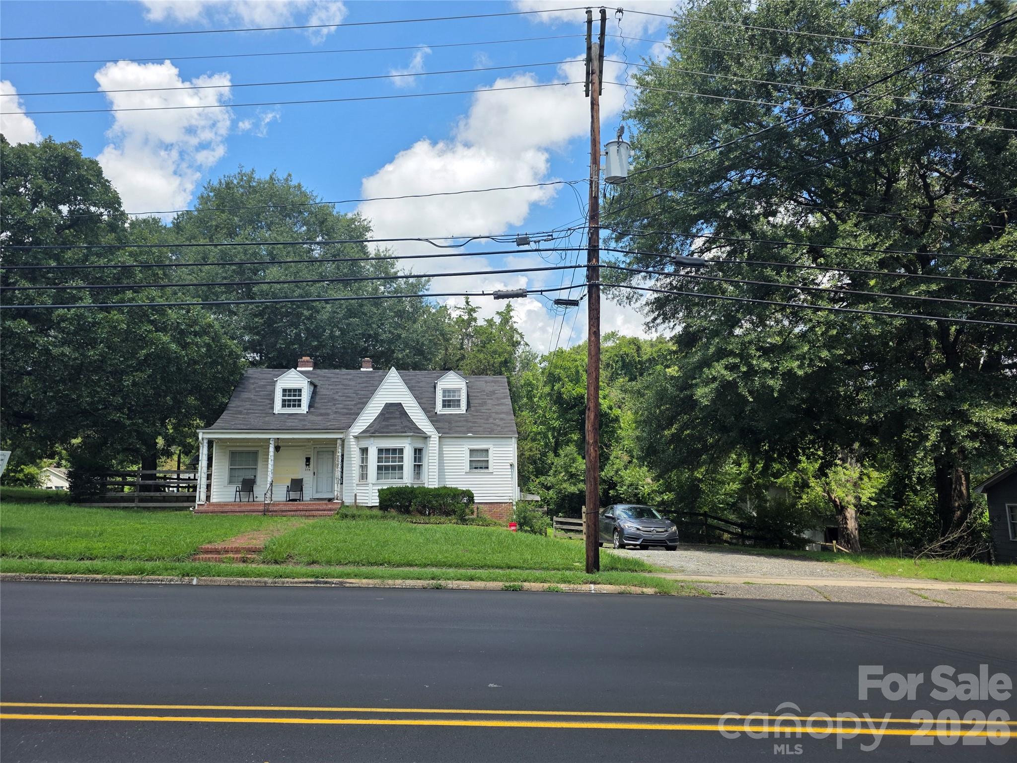 214 E Trade Street