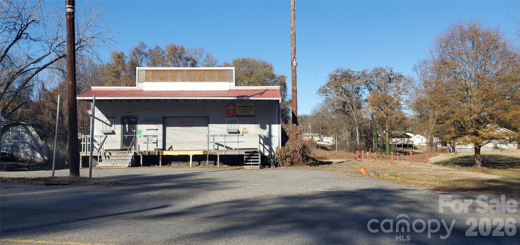 214 E Trade Street