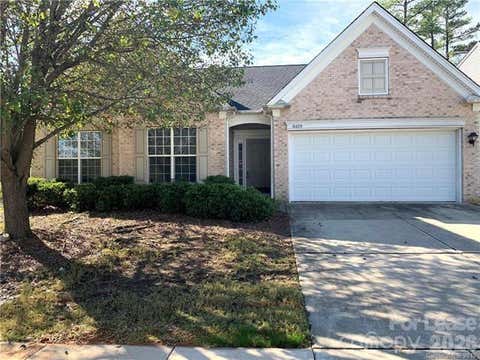 Photo of 8419 Heron Glen Drive, Charlotte, NC 28269 (MLS # 4397619)