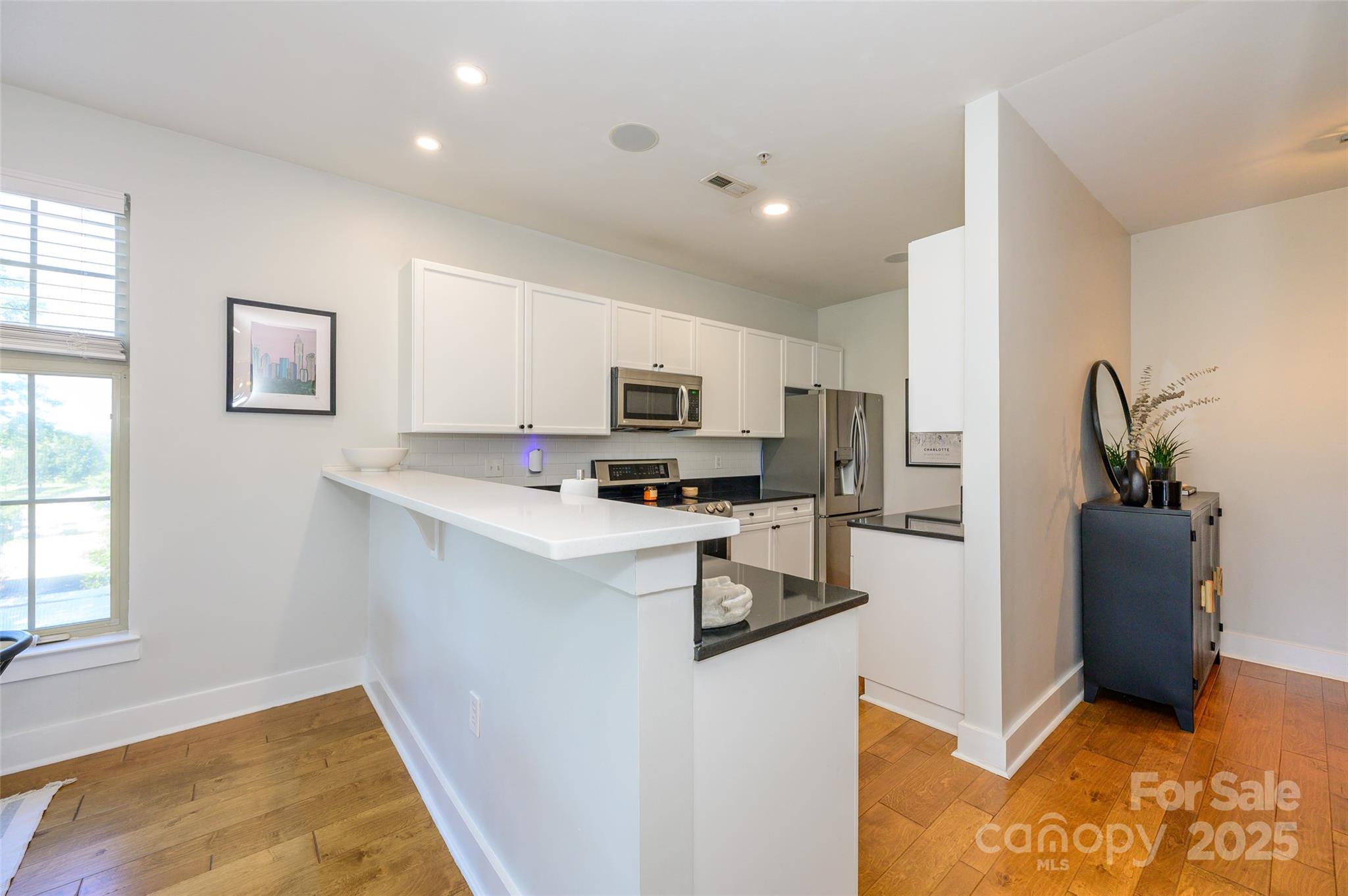 1101 W 1st Street 405