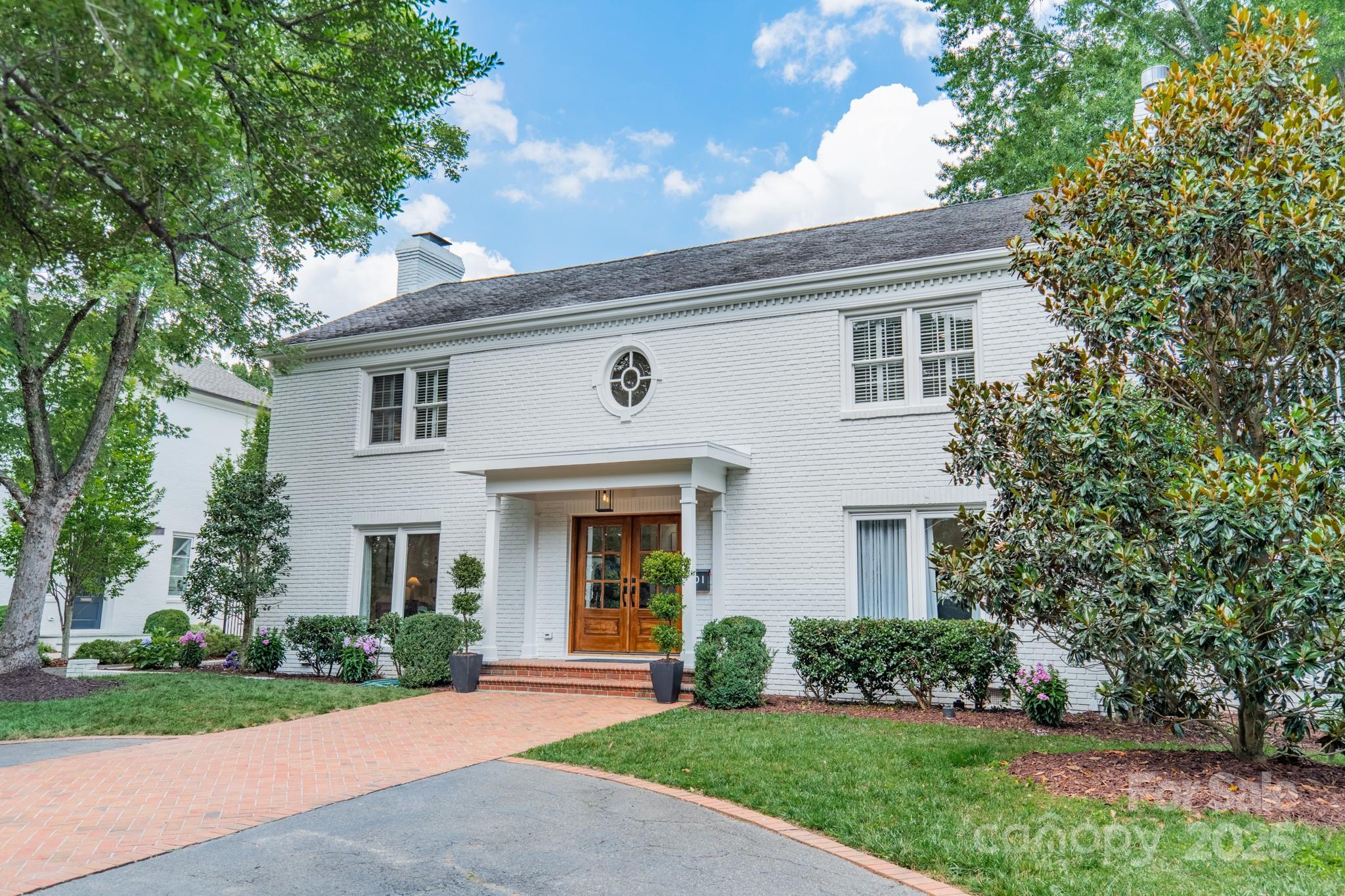 601 Cherokee Road