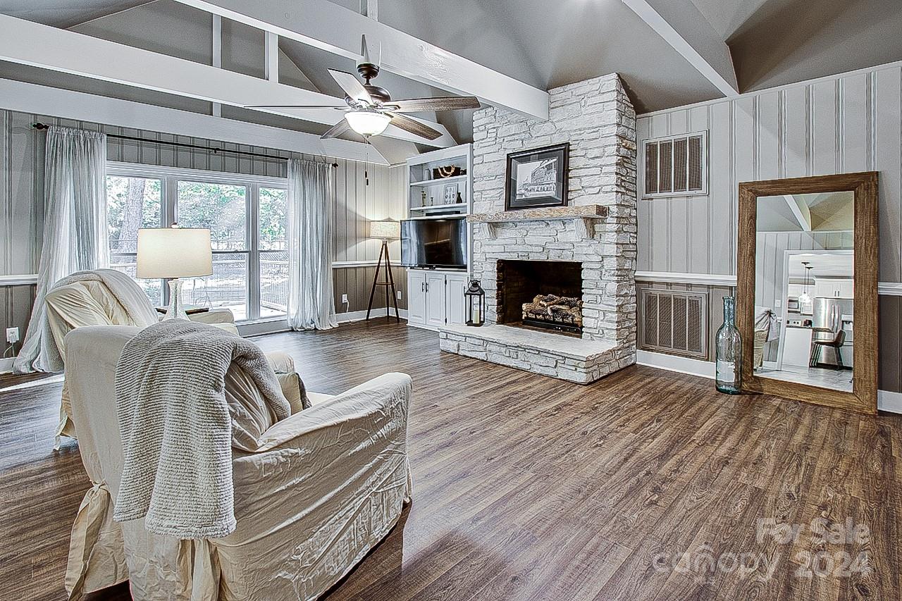 Cedar Creek - Residential