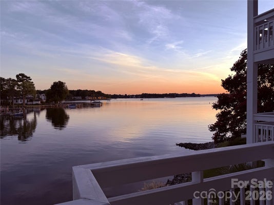 17925 KINGS POINT DR APT D, CORNELIUS, NC 28031 - Image 08f79a3768b08980fa9ba14ea311c718/3147019167