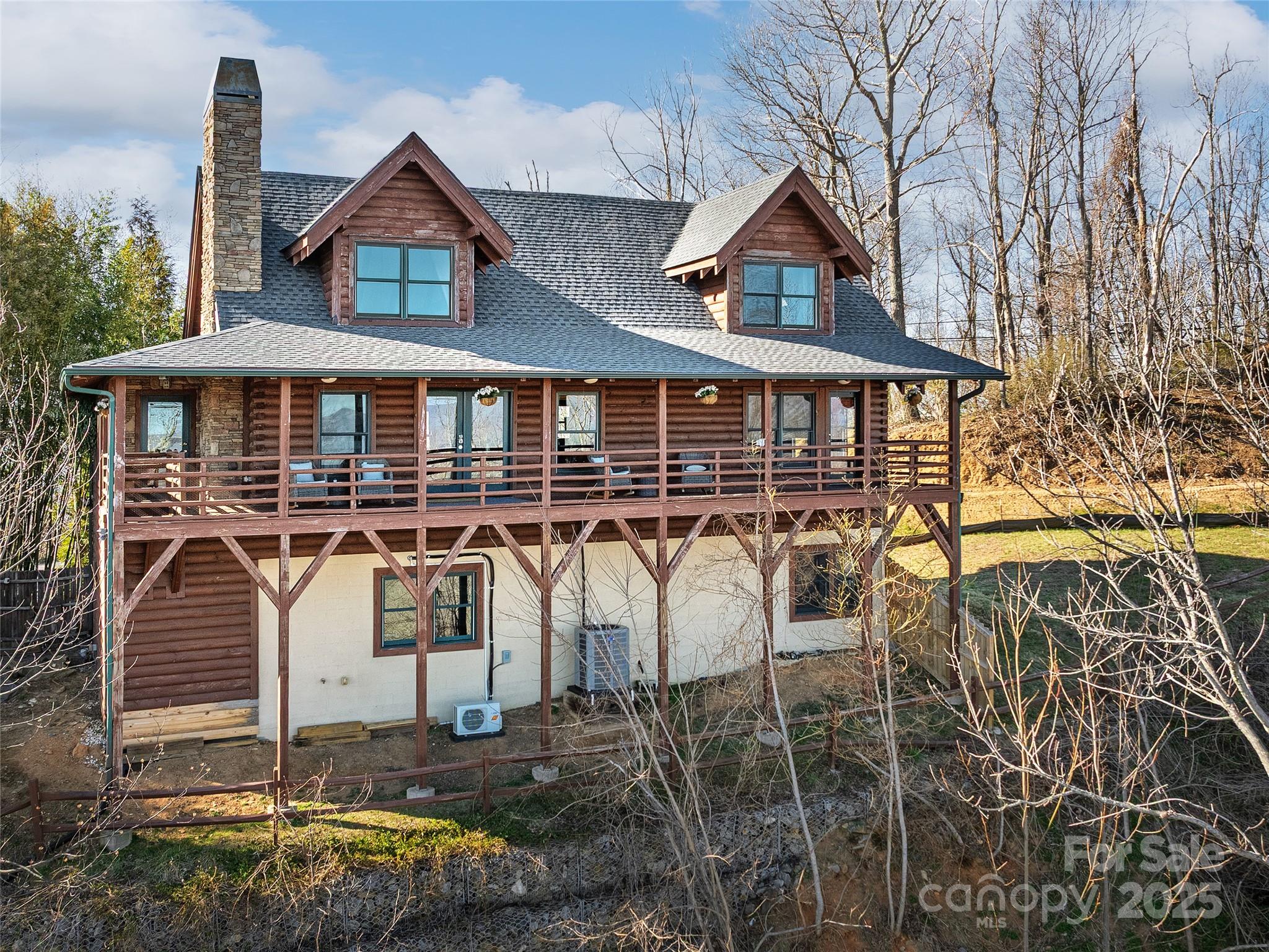 25 Crestwood Drive