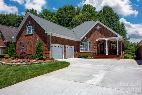 Photo of 1256 Kennett Avenue, Gastonia, NC 28054 (MLS # 4389931)