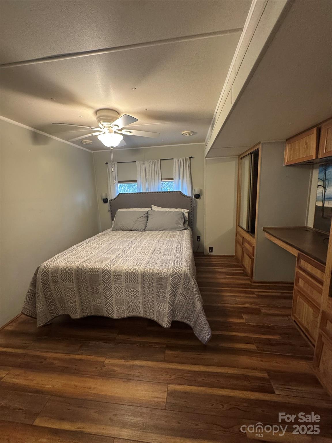 Linville Land Harbor - Residential