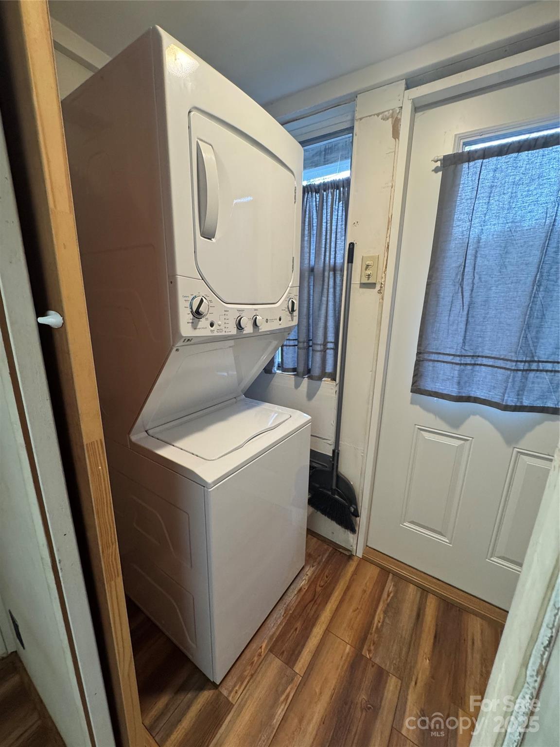 Linville Land Harbor - Residential