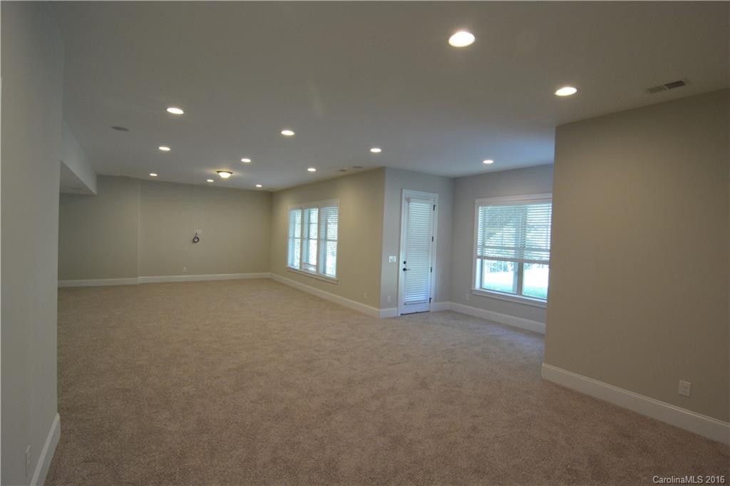 The Manors at Lake Ridge - Residential