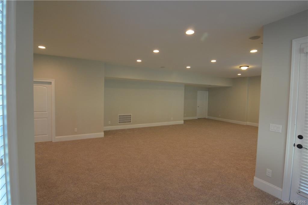 The Manors at Lake Ridge - Residential