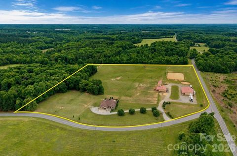 Photo of 2151 Brown Chapel Road, Catawba, NC 28609 (MLS # 4375551)